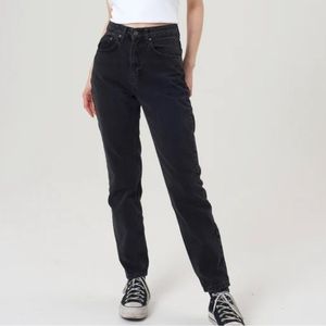 The Ragged Priest High Rise Straight Leg Jeans Black Size 26 NWT